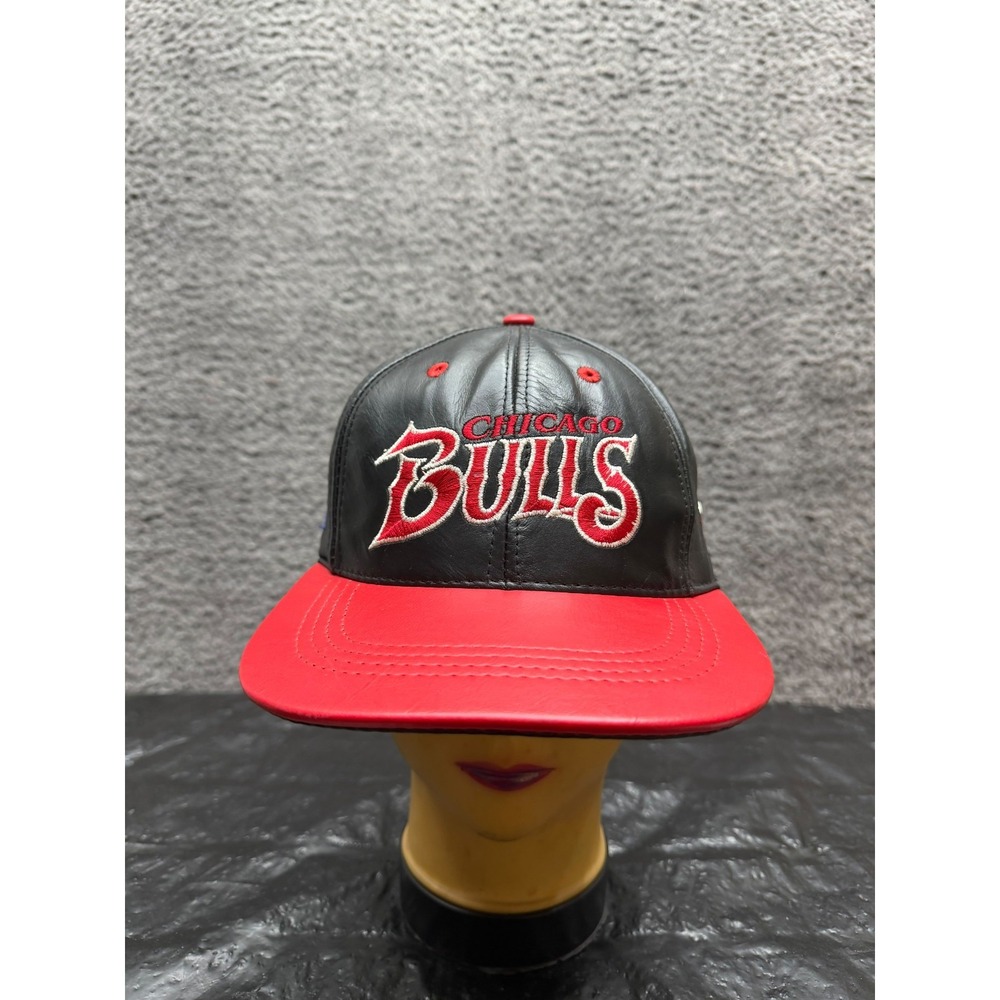 Vintage 1996 Jeff Hamilton NBA Chicago Bulls Leather Snapback Cap Black One Size